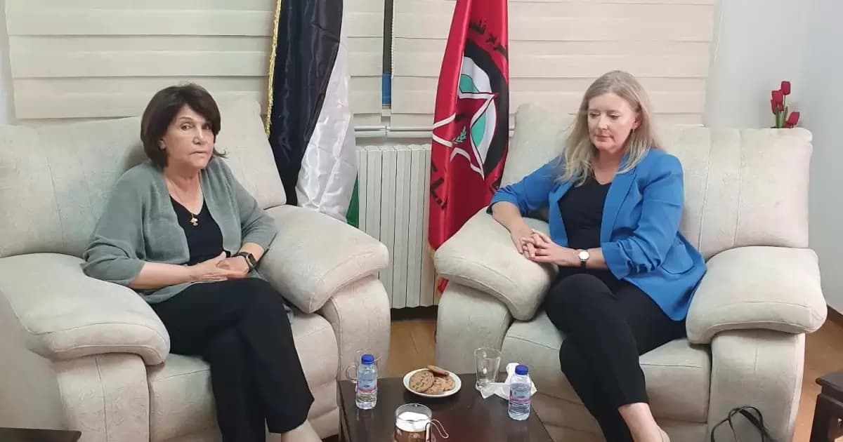وفد الجبهة الديمقراطية يلتقي القنصل البريطاني