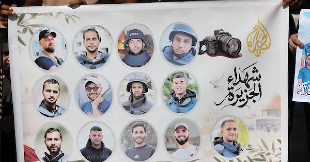 Palestinian journalists mark anniversary of colleague deaths