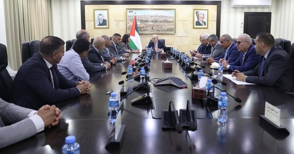 Mustafa reviews Nablus services support