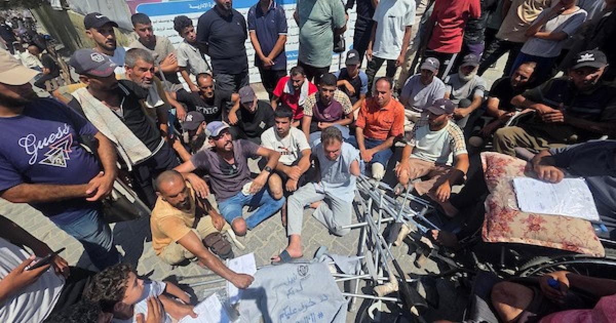Protest at Nasser Medical Complex
