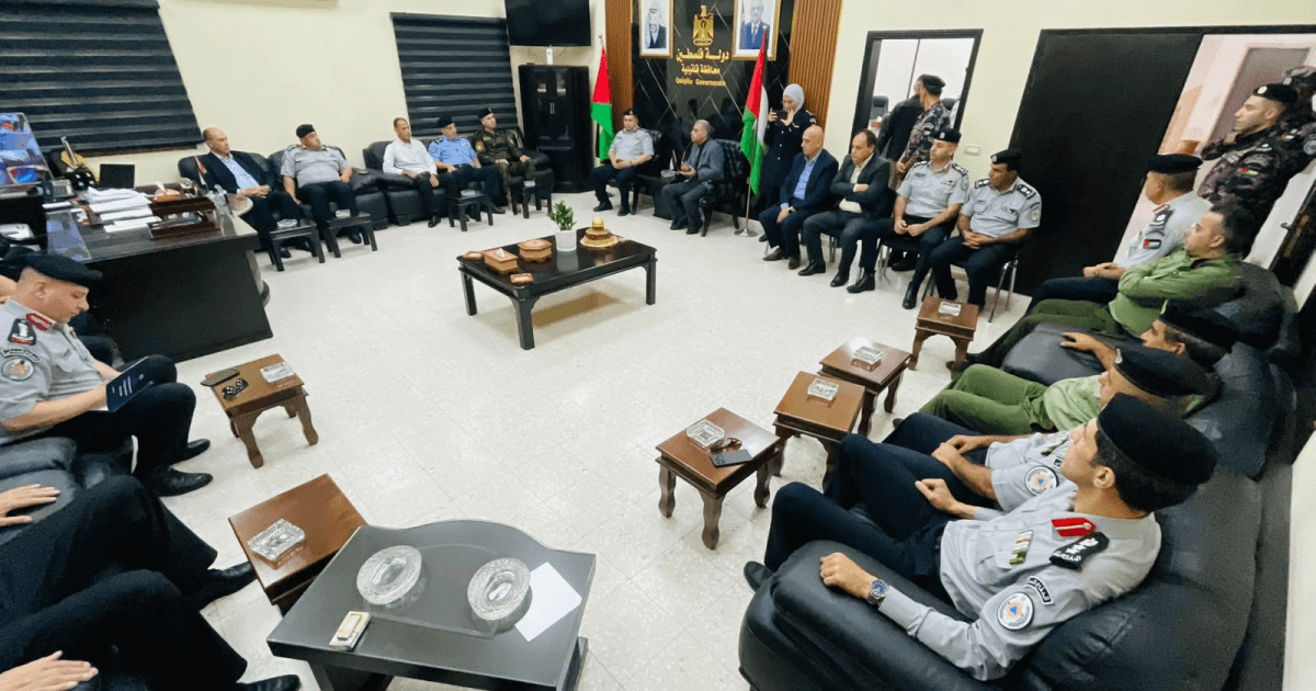 Qalqilya governor discusses civil defense with DG