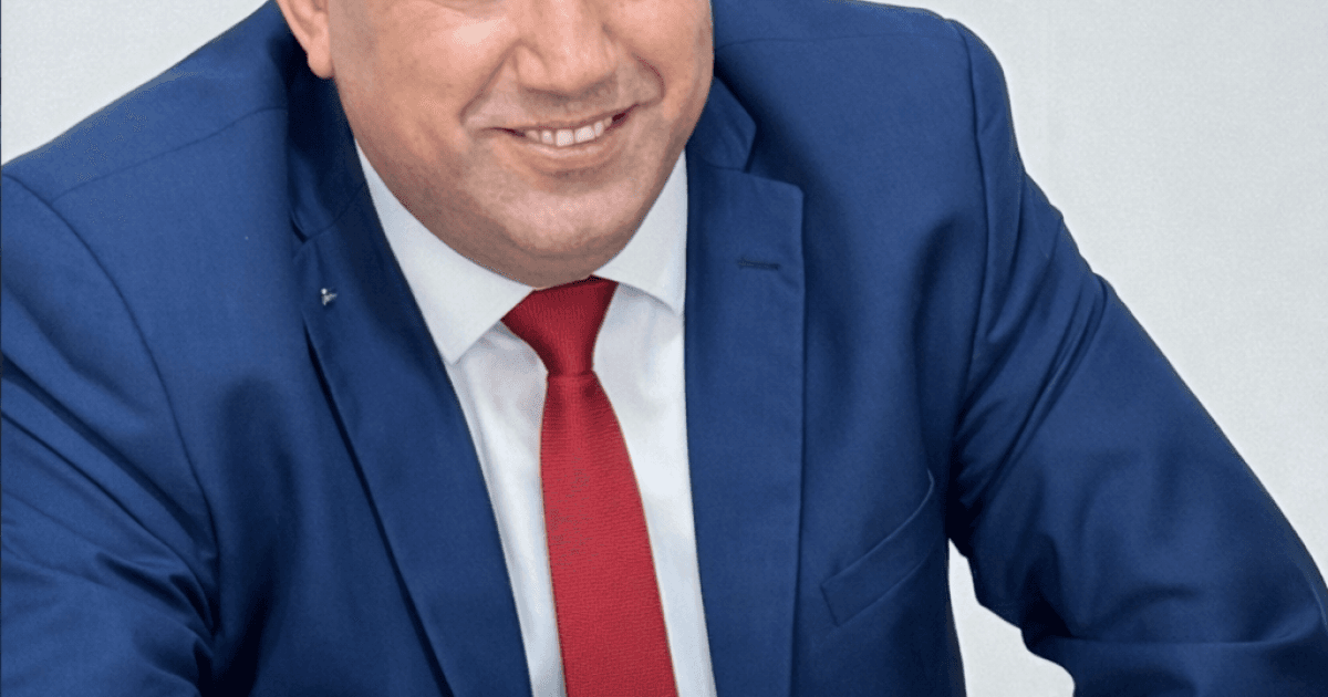 Friendship and Heartbreak in Osama Nassar's Poem