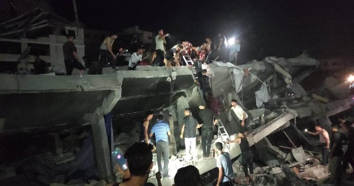 Gaza Building Collapses Trapping Six Families