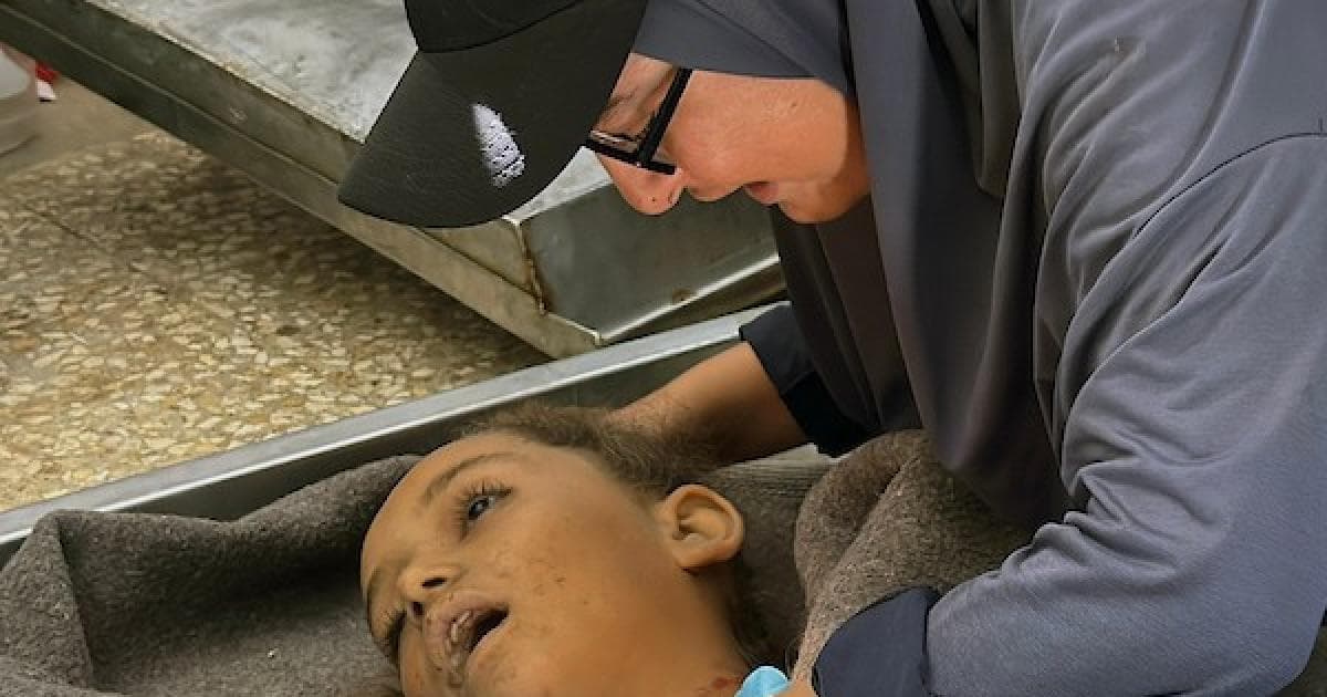 تشييع جثمان إسراء الهسي في قطاع غزة