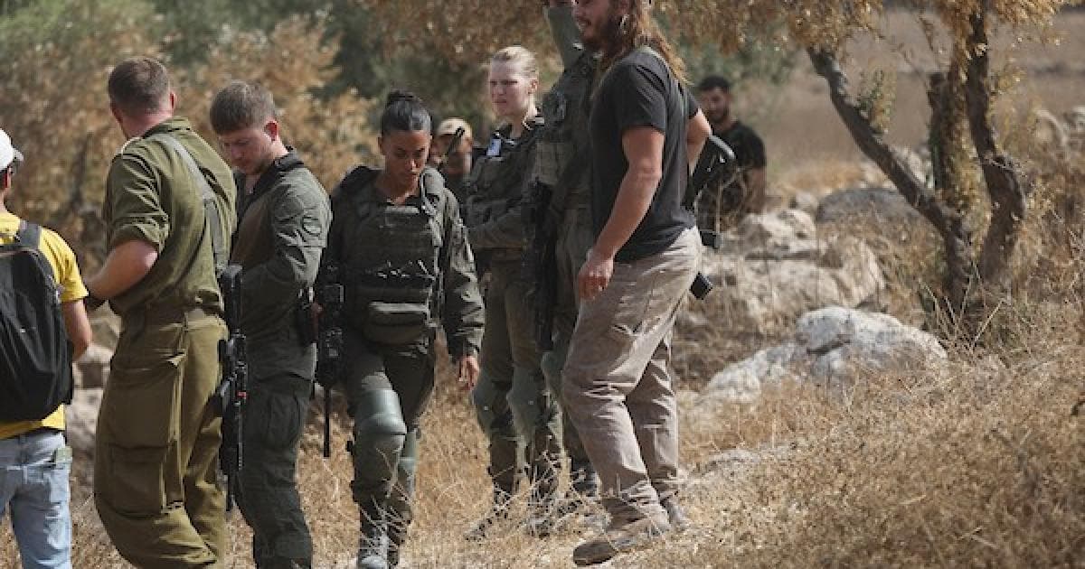اقتحام مجمع فلسطين واشتباكات الضفة