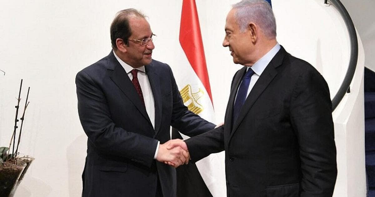 نتنياهو يغير روايته عن زيارة عباس كامل
