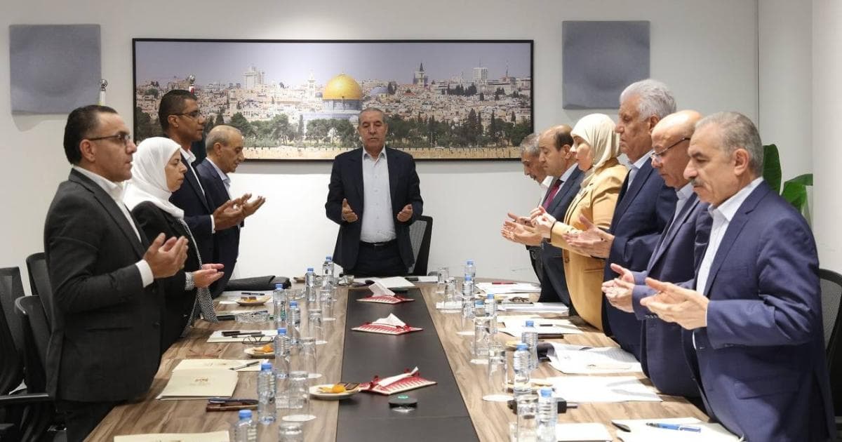 Fatah Central Committee Stresses Continued Dialogue