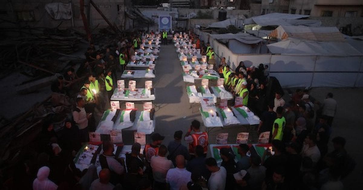 تشييع جثامين 75 شهيدًا في غزة