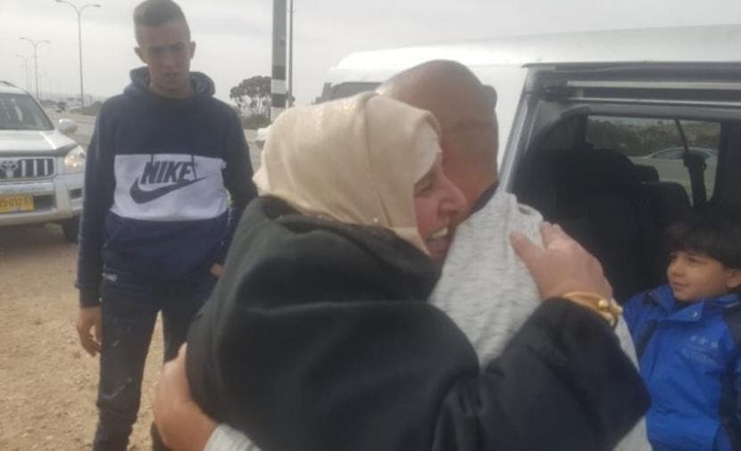 الإفراج عن أسيرين من أريحا والبيرة