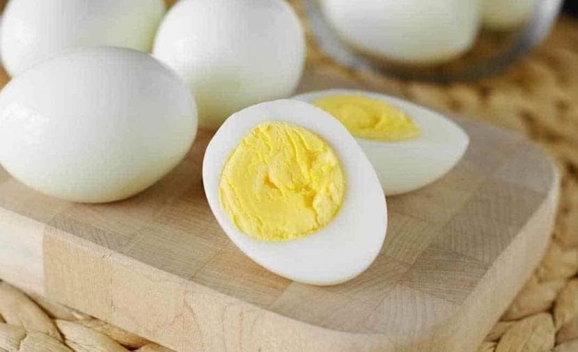Eggs and peanuts during pregnancy do not prevent allergies