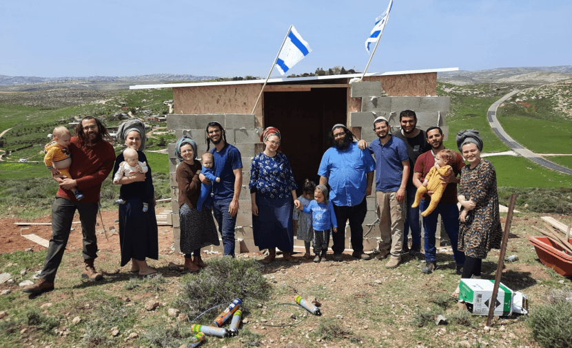Settlers extend outposts north of Ramallah