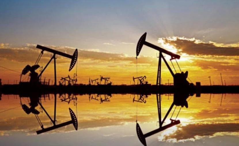 Oil drops amid Middle East tanker movements