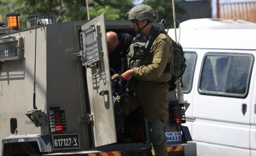 Occupation forces detain 3 villagers from Imatin