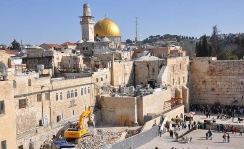 19 دلة تندد بفتح كولومبيا سفارتها في القدس