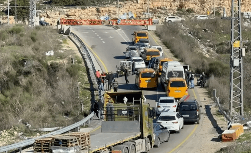 الاحتلال يضع حاجزاً شرق بيت لحم