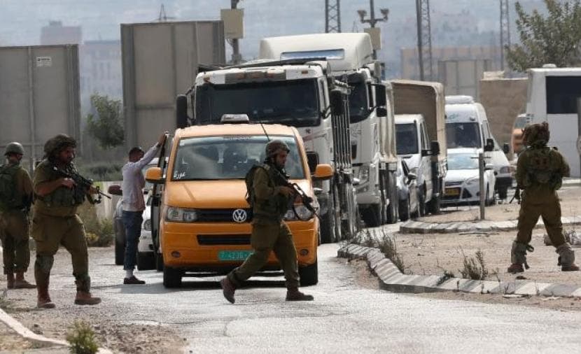 Occupation troops raid Ain Al-Helweh camp
