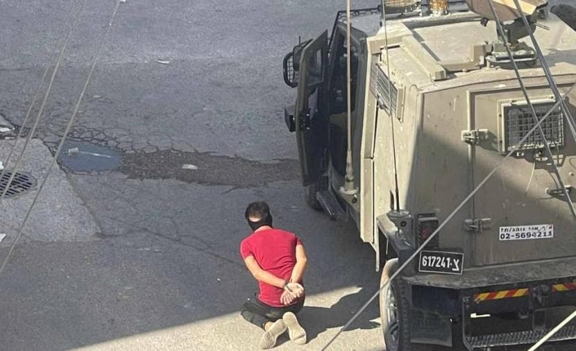 Tulkarm: Occupation forces detain young man in Alarad and raid Sidra Shweikeh