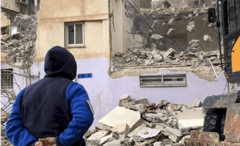 احتلال يخطر بهدم منازل جنوب طولكرم