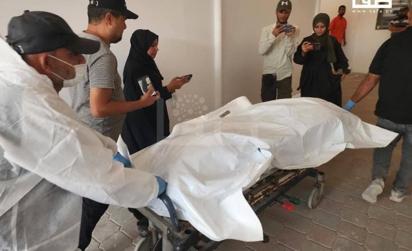 Zghari: Occupation holds remains of 1,900 Gaza martyrs