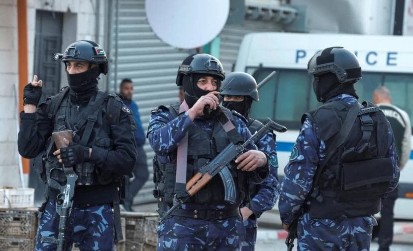 لجنة معتقلي الضفة تدين اعتقال الصحفي زاهدة