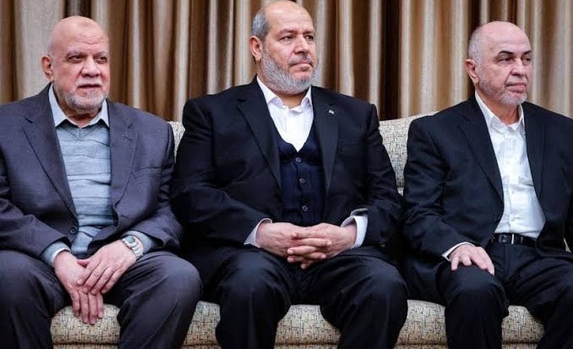 وفد حماس يتجه إلى القاهرة لمباحثات وقف النار