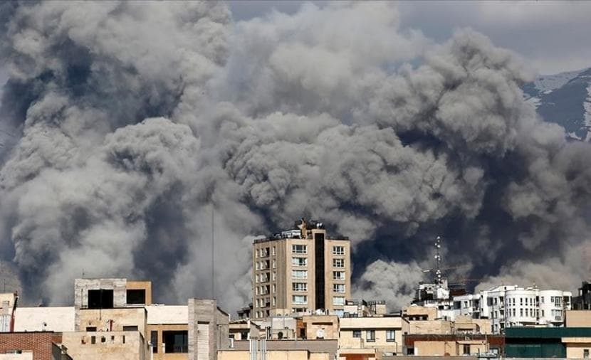 الصحة الإيرانية: 55 شهيدًا و629 مصابًا جراء الغارات الامريكية