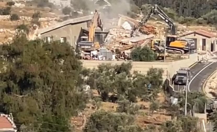 Occupation destroys house in Naalin