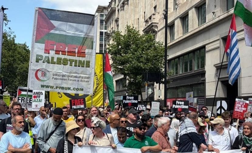 مظاهرة كبيرة في لندن لنصرة فلسطين