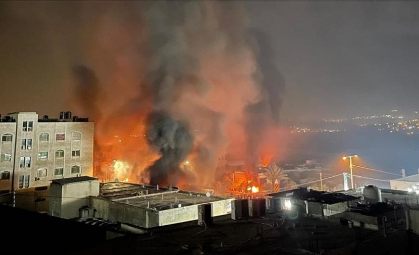 Red Crescent evacuates 8 after settler fire east of Beit Laham