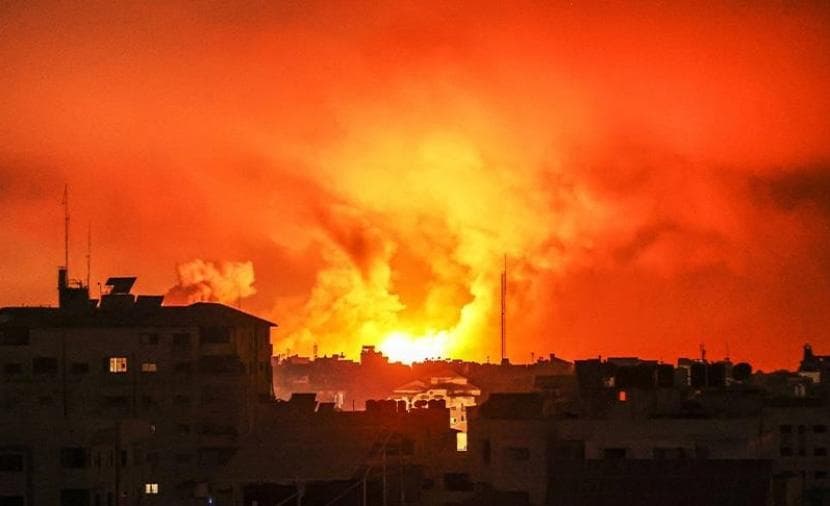 Civil Defense: Gaza housing under attack