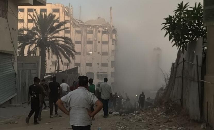 Gaza mosque hit by occupation aircraft