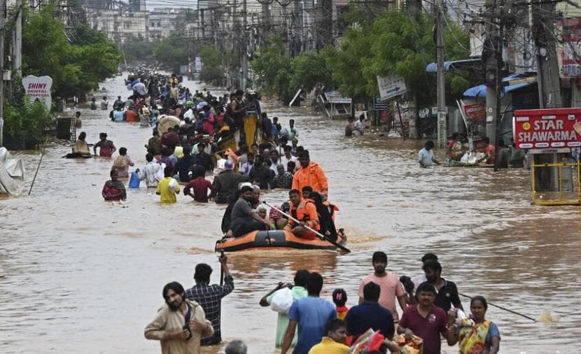 India flood causes 98 deaths and impacts thousands