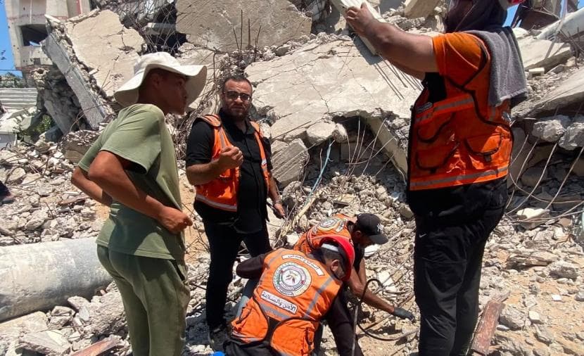 إنقاذ جثامين 19 شهيدًا بغزة