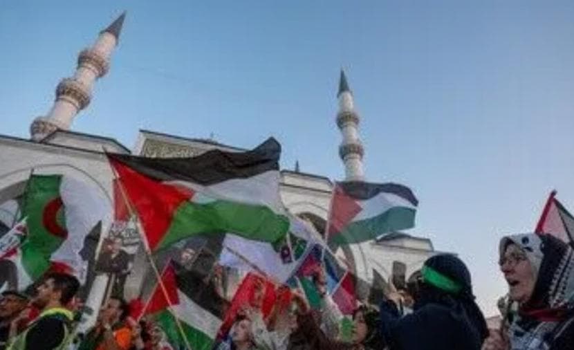 قافلة فلسطين تصل أنقرة من البوسنة