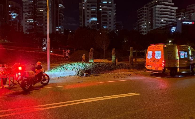 Traffic crash near Haifa injures two