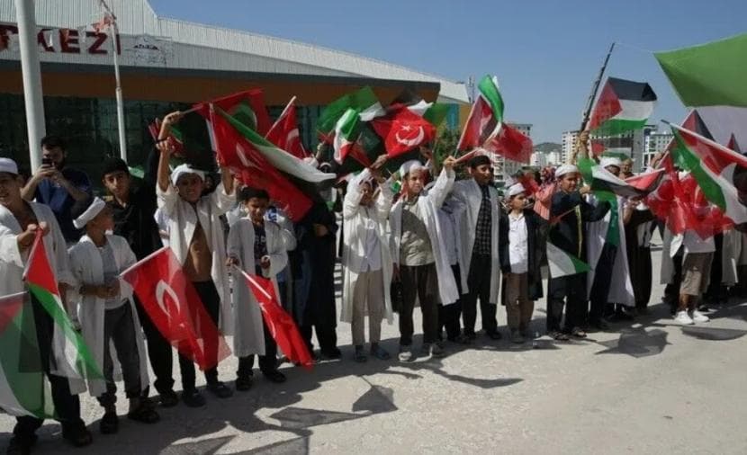 قافلة فلسطين تصل شانلي أورفا