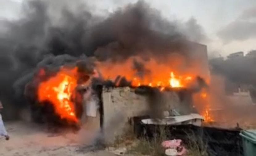 هيئة الجدار: 900 حريق بممتلكات فلسطينية بالضفة من قبل المستوطنين والجيش