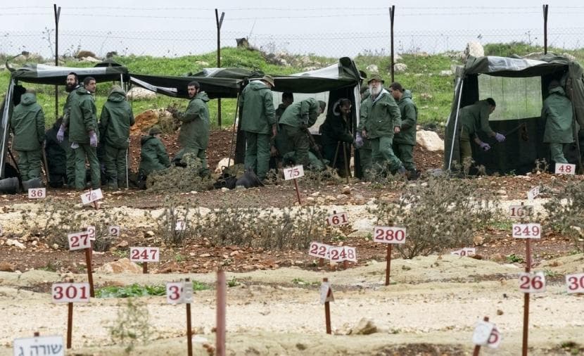رئيس لجنة المفقودين بغزة يعرض ملف 6300 مفقود ودفن غامض