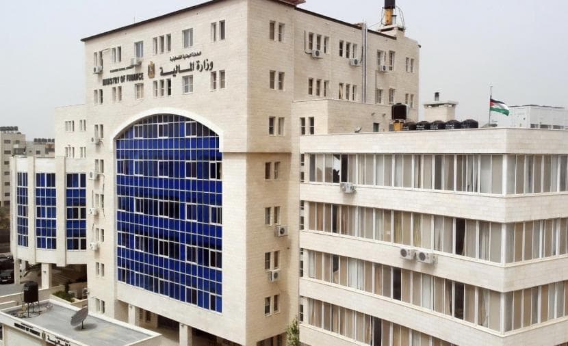 دراسة: اقتراض السلطة يتحول لتمويل دائم