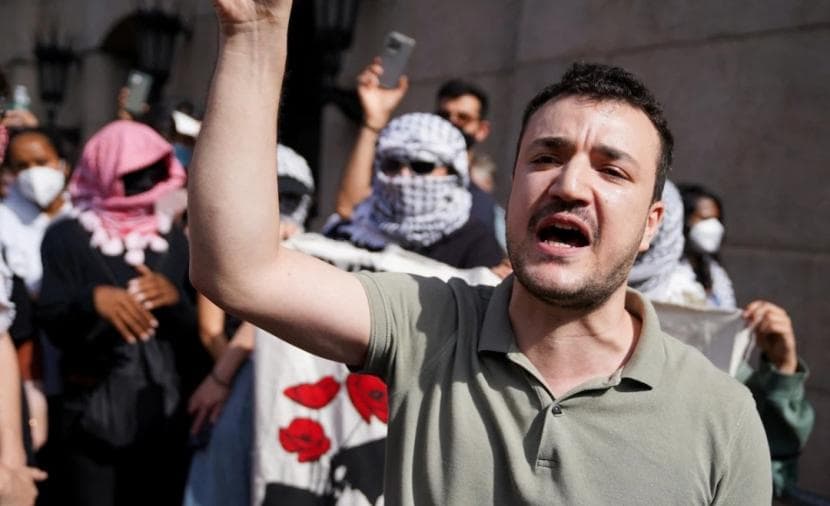 حكم قضائي يوقف ترحيل طلاب مؤيدين للفلسطينيين