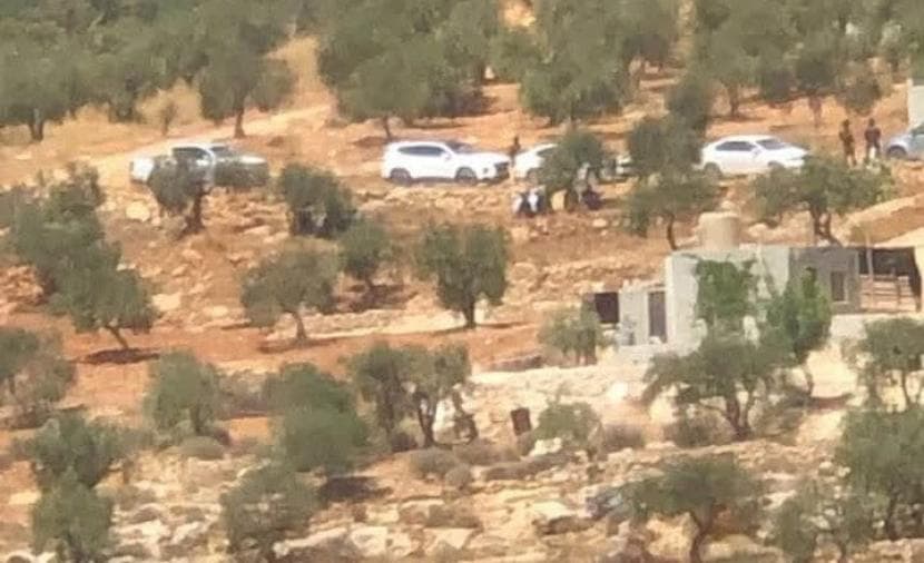الاحتلال يهاجم أهالي وبلدية بيت فوريك بنابلس