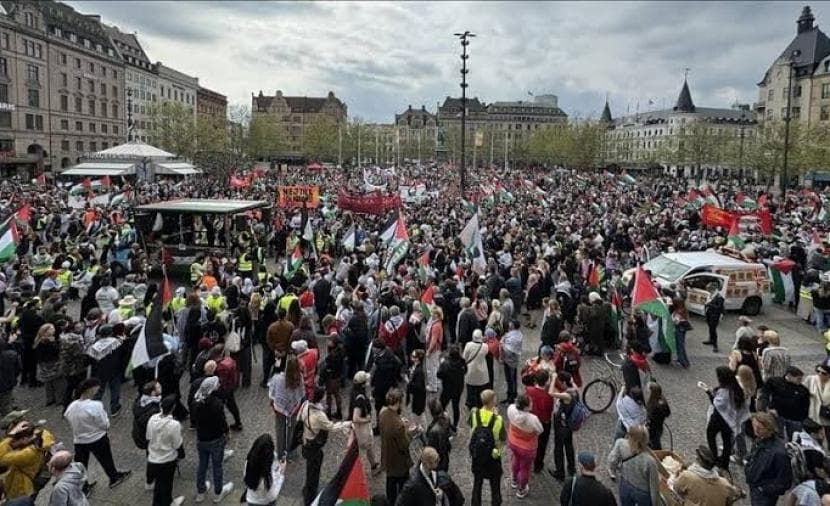 Stockholm protest against Israeli strikes