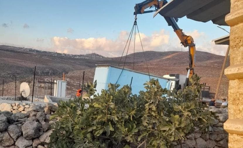 Occupation forces establish two mobile units in Beita