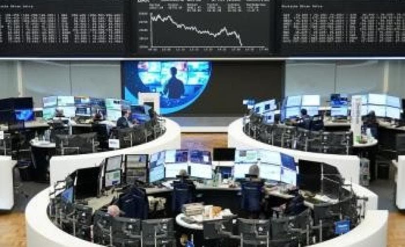 أسهم أوروبا تنخفض بعد التوترات