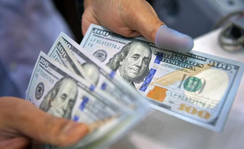 أسعار صرف الدولار أمام الشيكل اليوم الأحد