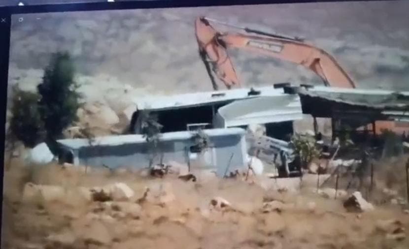 الاحتلال يدمّر منشآت زراعية جنوب نابلس