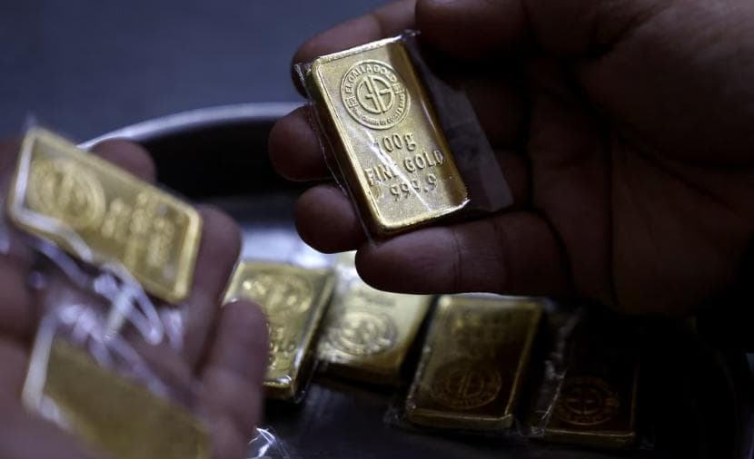 الذهب يسجل أعلى مستوى بعد آمال فتحة مضيق هرمز