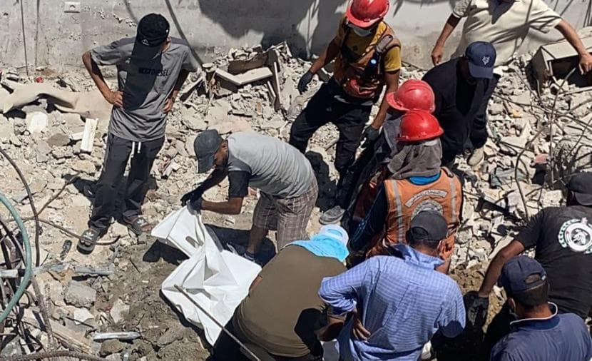 Civil Defense recovers 233 bodies from Gaza rubble