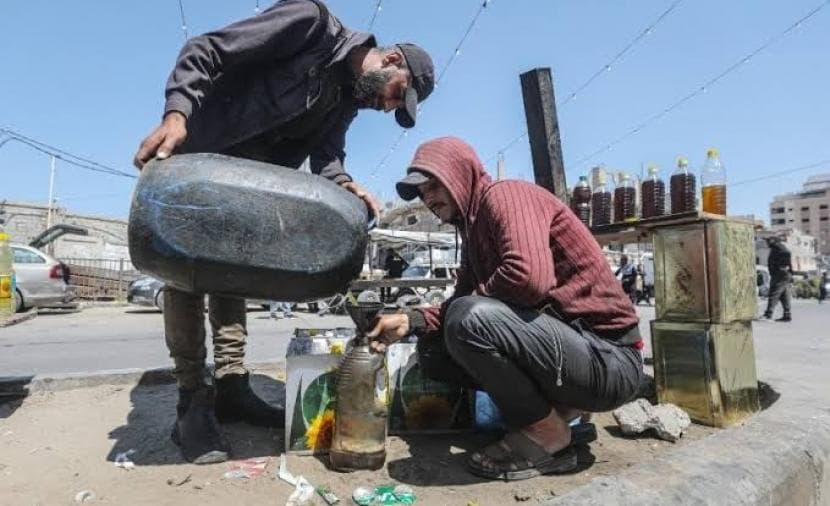 Brokerage network controls majority of Gaza fuel price gap