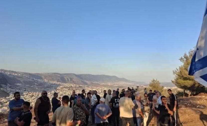 إخلاء بؤرة مجد الكروم بعد احتجاجات